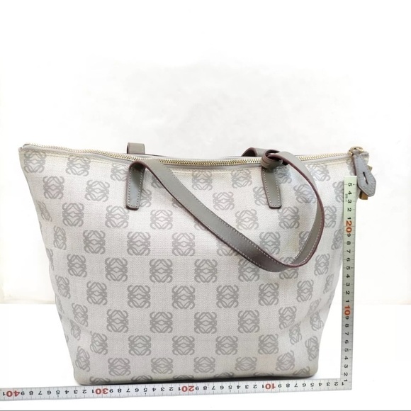 Loewe Printed Anagram Tote Bag Grey - Picture 3 of 11